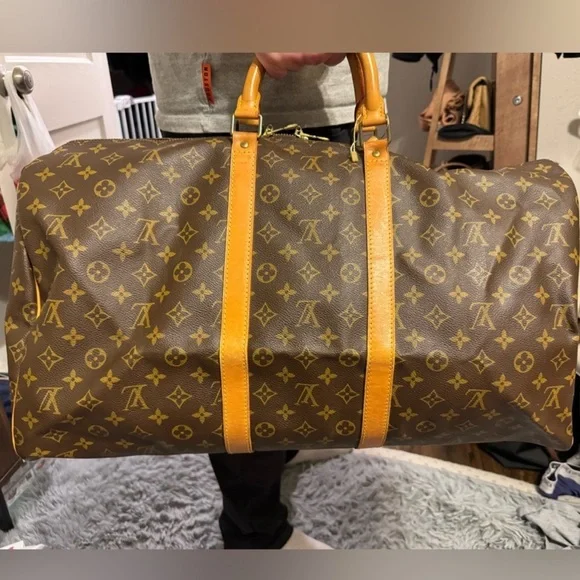 Louis Vuitton🔥 EUC • Keepall 55 (comes with dustbag and luggage tag) - Picture 1 of 12